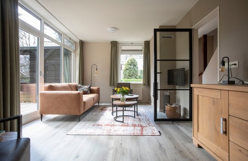 Huisje 6-persoons (102)