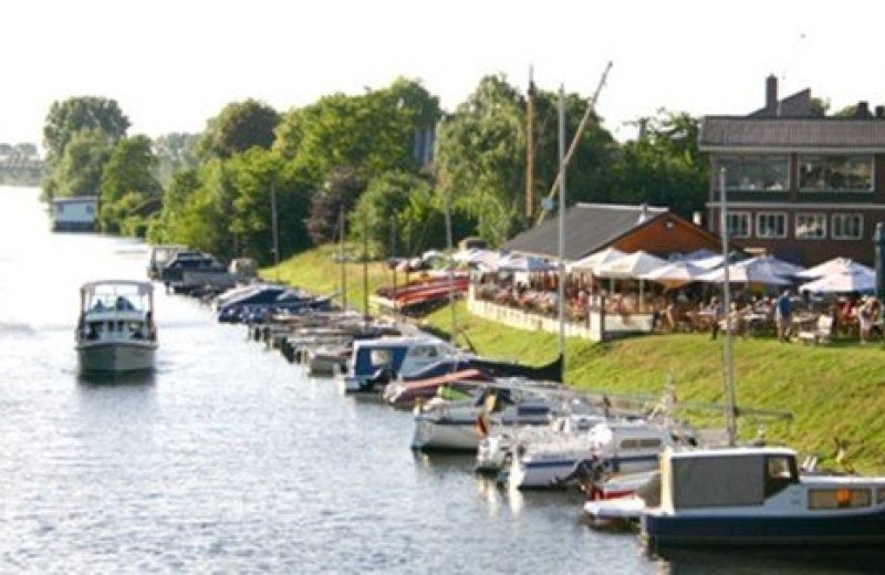 Dolfijn Watersport en Recreatie