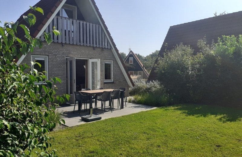 Huisje uitzichtzijde 4-6-persoons